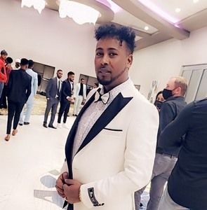 Meet your Posher, Arka